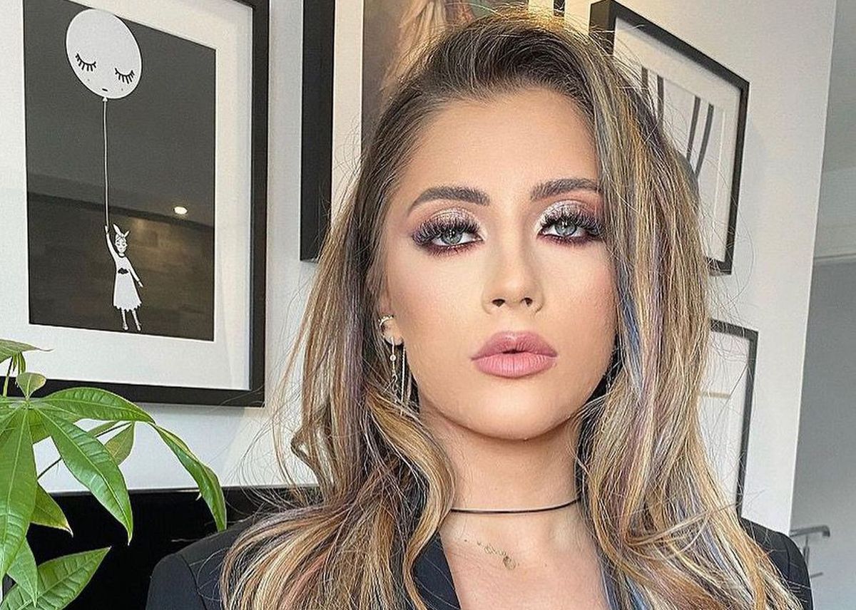 „Tu faci culturism?”» Ce răspuns i-a dat Andreea Prisăcariu unui necunoscut care a abordat-o în aeroport