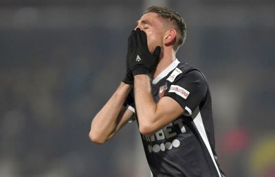 Probleme și la Dinamo înainte de meciul cu Gaz Metan » Stoican nu poate conta pe 8 jucători