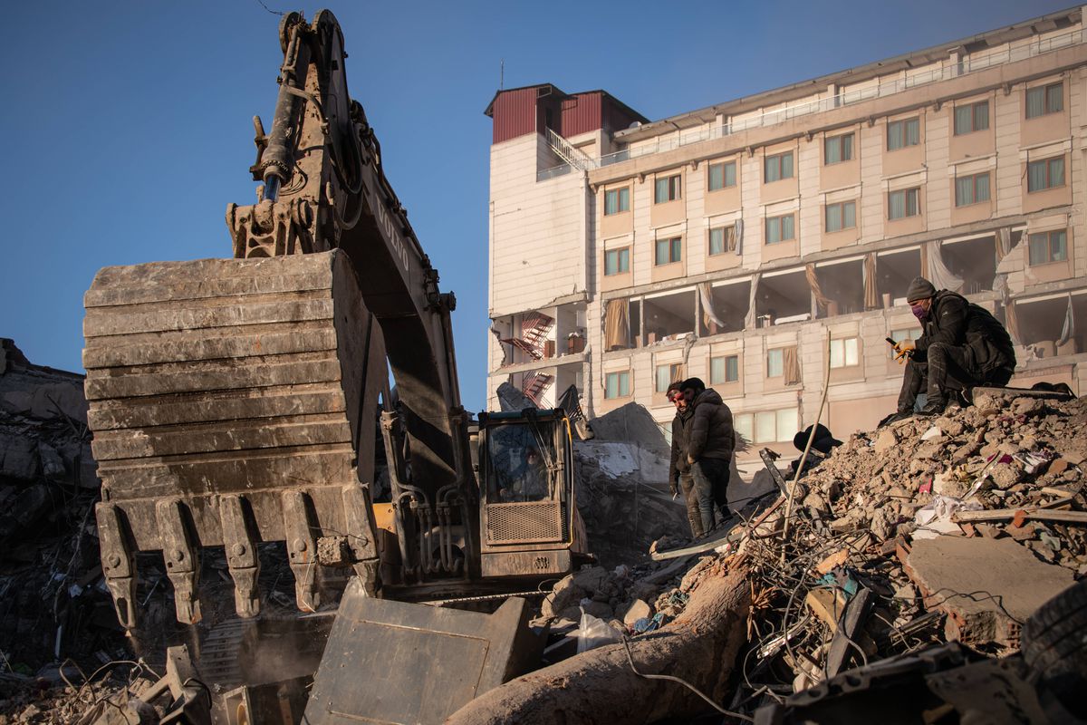 „Miroase a cadavre și pe străzi vezi doar moloz, organe și sânge” » Fostul angajat de la FCSB a pierdut totul în cutremurele din Turcia și acum povestește momente terifiante