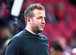 Van der Vaart face praf o vedetă a Barcelonei: „Joacă precum un poștaș”
