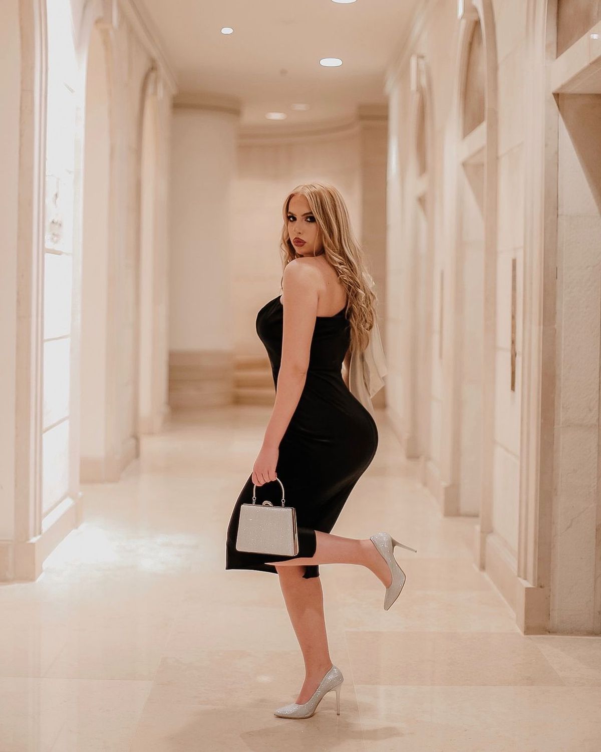 Cea mai atrăgătoare karatistă a furat inima unui milionar elvețian. L-a dat peste cap cu pozele de pe Instagram