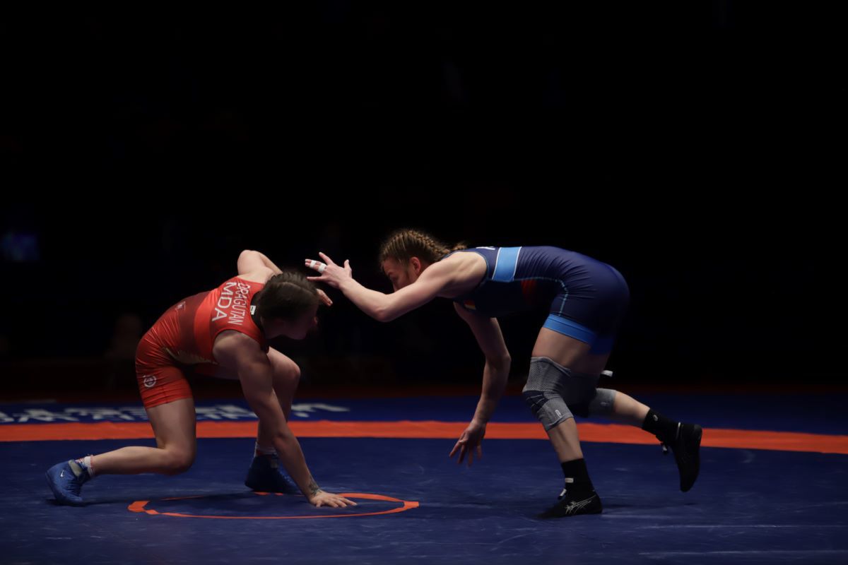 Andreea Ana - campioana europeană la lupte