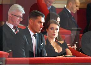 Cine este femeia din spatele succesului lui Istvan Kovacs » Cu ce se ocupă Denisa și ce i-a transmis arbitrului după delegarea în finala Ligii Campionilor