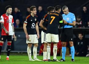 Radu Petrescu a condus meciul serii în Europa League, Feyenoord - Roma » A ieșit în evidență cu un moment imposibil de evitat
