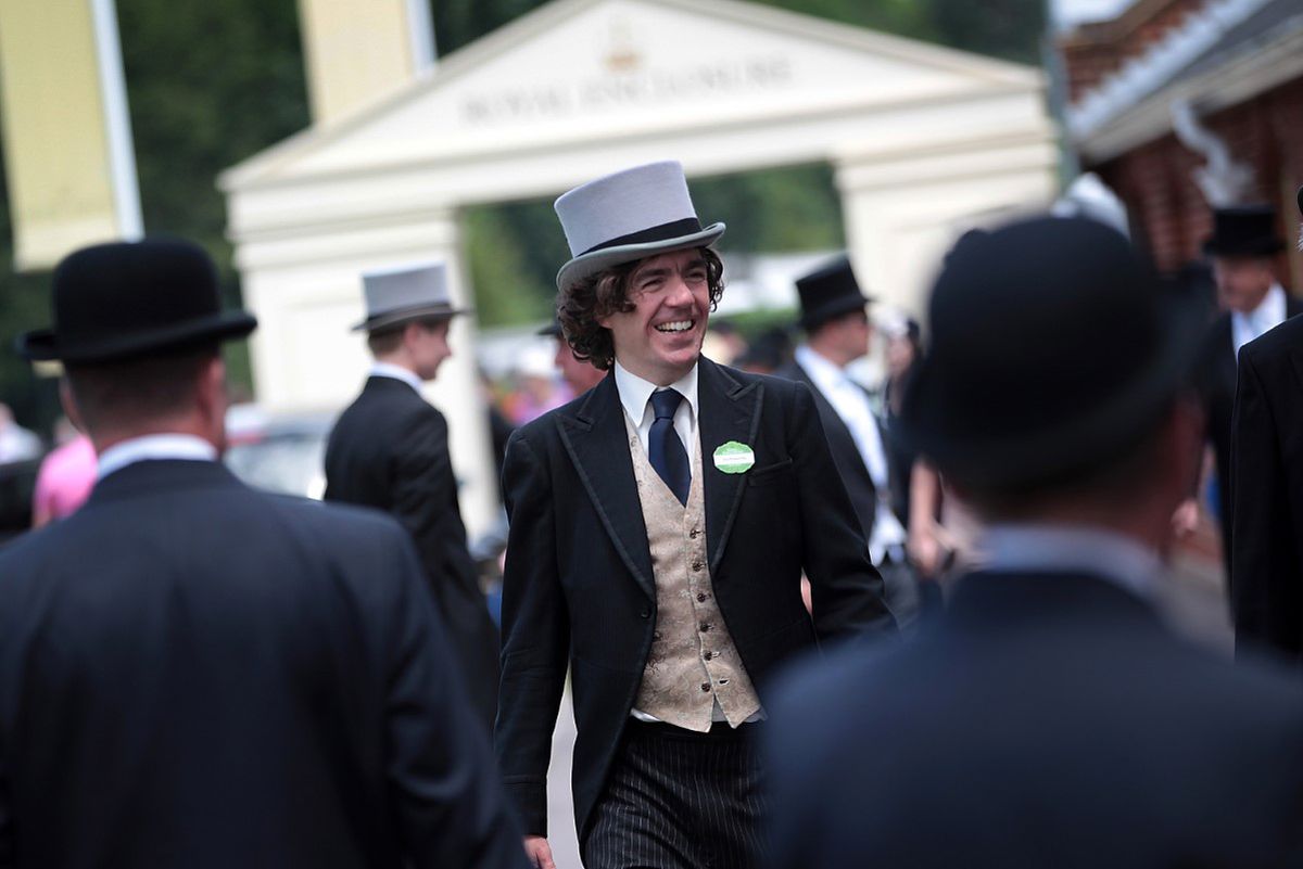 Schimbare după 313 ani! Cursa de cai la care participă familia regală din Marea Britanie renunță la una din tradiții