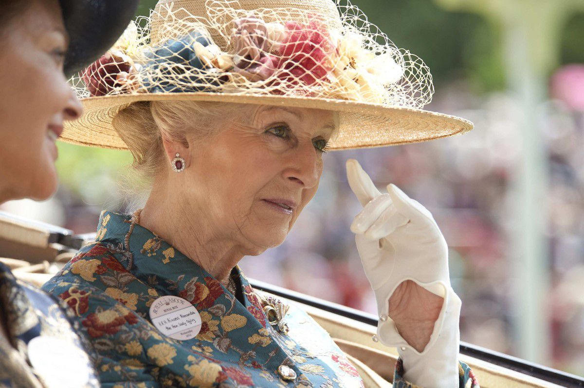 Schimbare după 313 ani! Cursa de cai la care participă familia regală din Marea Britanie renunță la una din tradiții