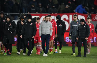 Și bătută, și cu banii luați » Dinamo, sancționată de Jandarmerie după meciul cu Farul