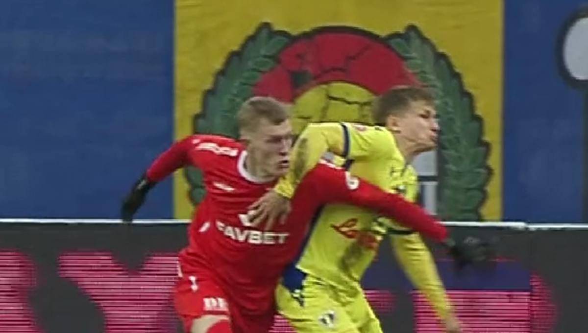 Mircea Rednic acuză la finalul meciului Petrolul - UTA: „M-au înjurat, au aruncat cu pietre în mine!”