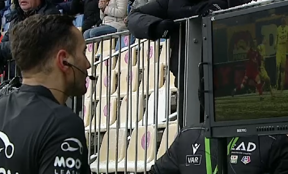 Adrian Mutu, iureș la adresa lui Sebastian Colțescu: „Greșeală de începător. A decis soarta meciului!”