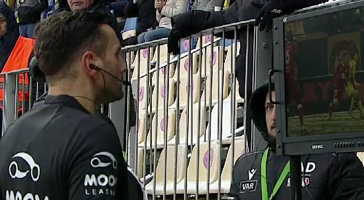 Adrian Mutu, iureș la adresa lui Sebastian Colțescu: „Greșeală de începător. A decis soarta meciului!”