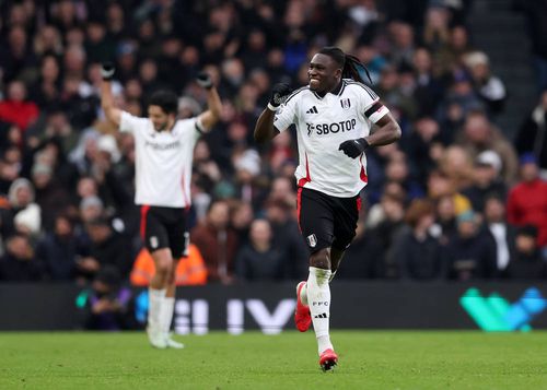 Calvin Bassey, în Fulham - Nottingham 2-1. FOTO: Imago