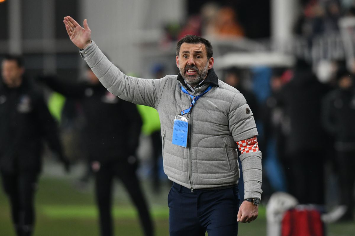 Farul o bate pe Dinamo și strânge tot mai tare lupta pentru play-off » Cum arată ACUM clasamentul Superligii