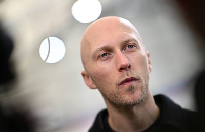 Antrenorul cu cele mai dese schimbări de geci la patinaj artistic avertizează: ”Sportul nostru este foarte judecat pe rețelele sociale, iar acest lucru are un impact negativ asupra sportivilor”