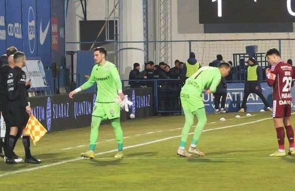 Ghinion pentru Rapid cu Farul » Titularul s-a rupt, înlocuitorul a „comis-o”