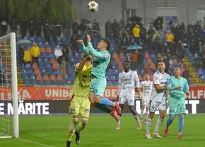 UTA - FC Botoșani, meci încins în zona play-off » Echipele de start