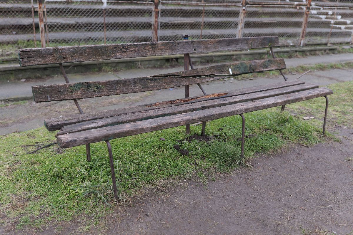 Singurul stadion din România unde Juventus a îngenuncheat » Vânat de piața imobiliară, GSP l-a găsit lăsat de izbeliște, dar securizat la maximum