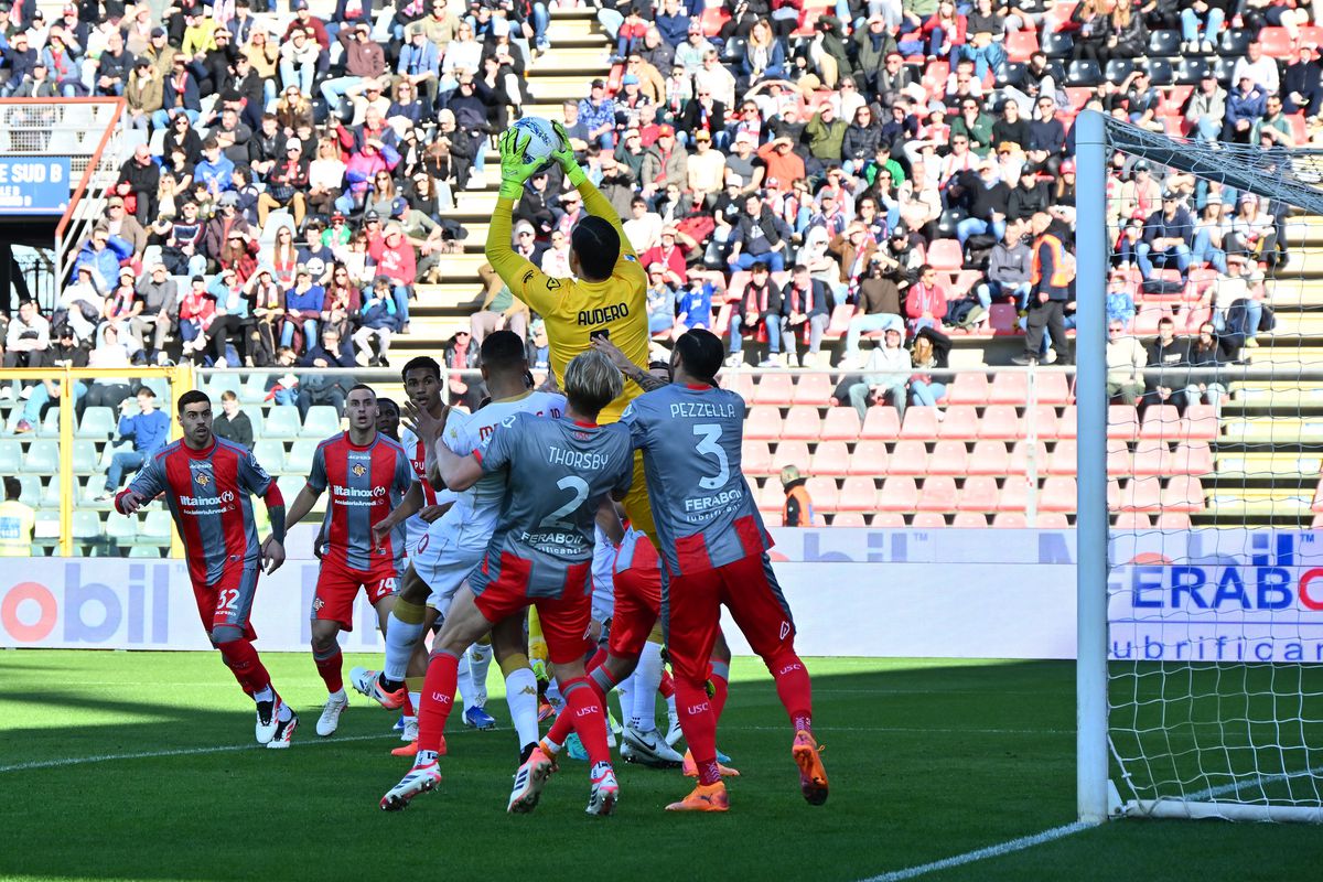 Genoa și Cremonese s-au anihilat reciproc » Pe ce loc se află echipa lui Șucu în Serie A