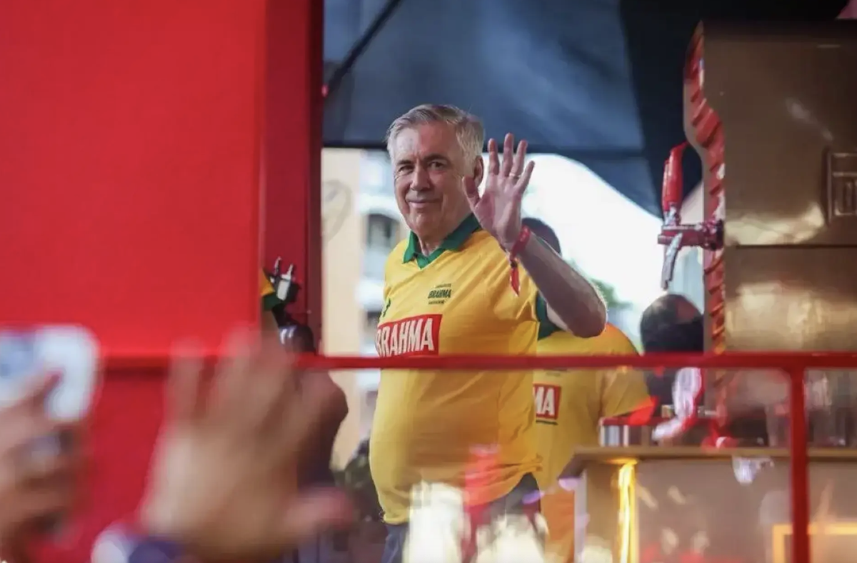 Carlo Ancelotti și soția sa, la carnaval