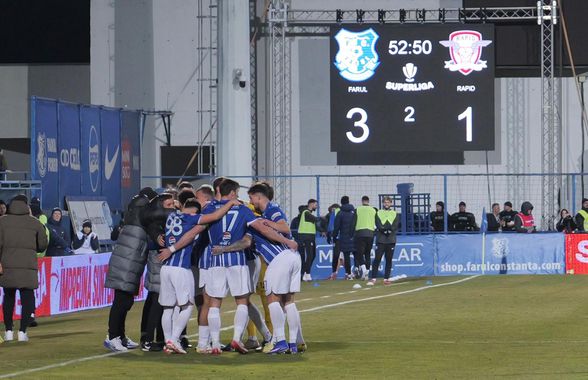 Ce nu s-a văzut la TV în Farul - Rapid 3-1 » Înjurături cu duiumul, scandări rasiste și stop-joc!
