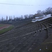 Tribunele nu mai au scaune pe Stadionul Dunărea din Galați. Foto: Andrei Furnigă, GSP