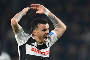 A jucat la Dinamo, la Craiova, dar regretă că n-a evoluat și pentru rivala lor: „Pentru fani”