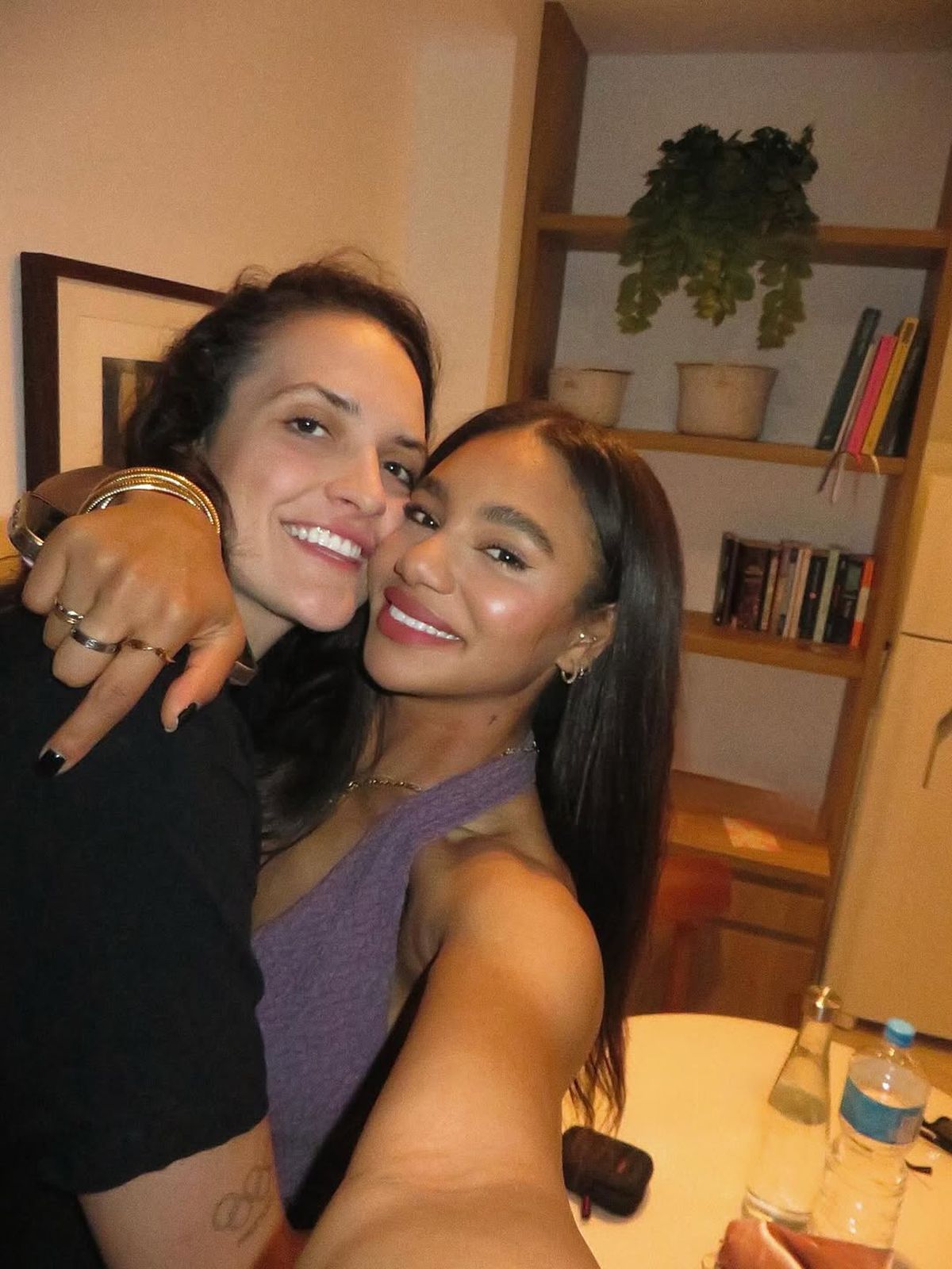 Elizabeth Omoregie și Gabriela Moreschi