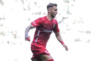 Repriză de coșmar » Denis Drăguș, schimbat după doar 38 de minute