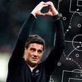 Ce a schimbat Cristian Chivu în ultimul sfert de oră din Derby d'Italia. Fotomontaj: Diana Vasilescu