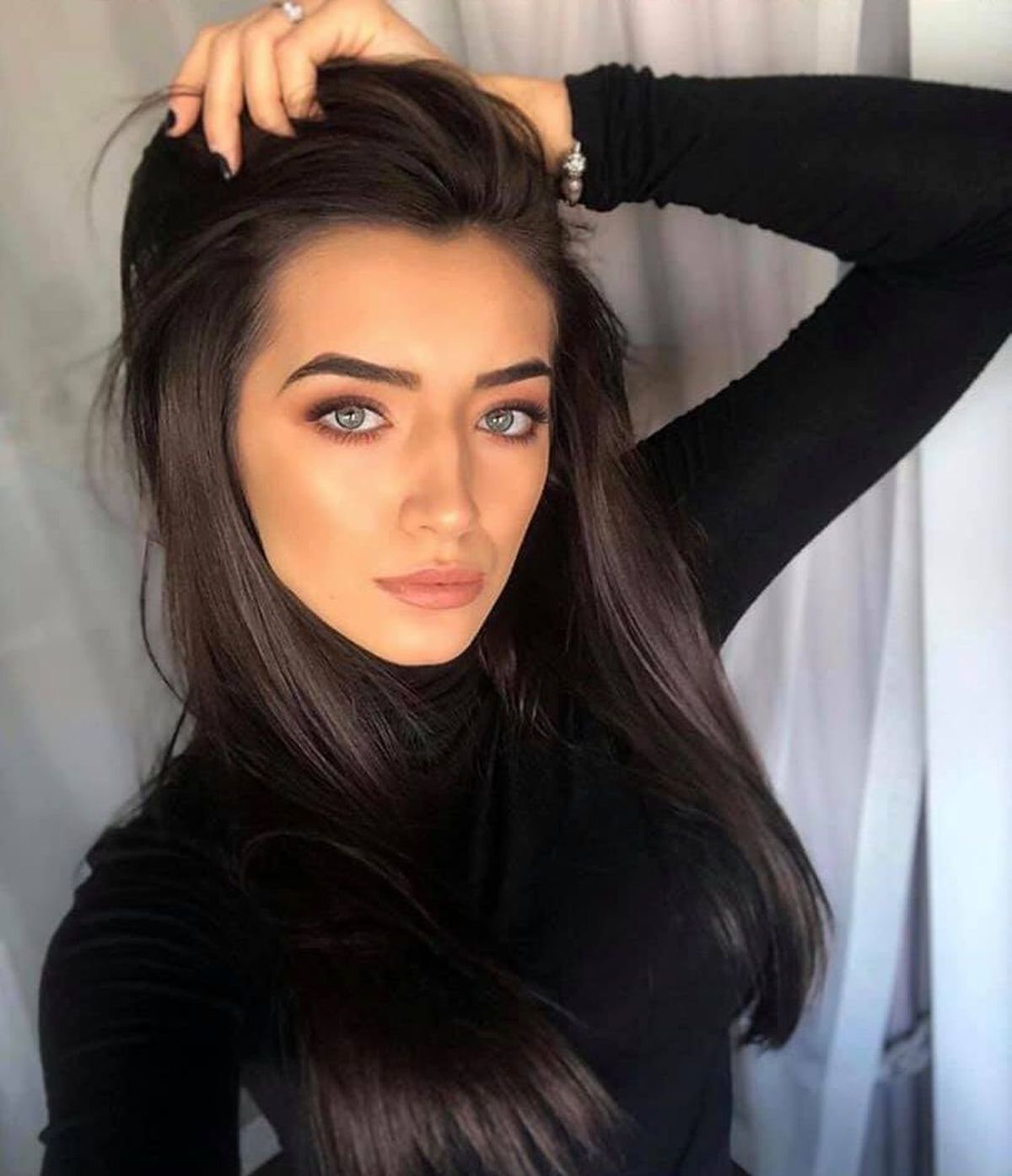 Internaționalul român are o afacere de succes împreună cu iubita, o fostă Miss: „Toți banii lui sunt bine gestionați”