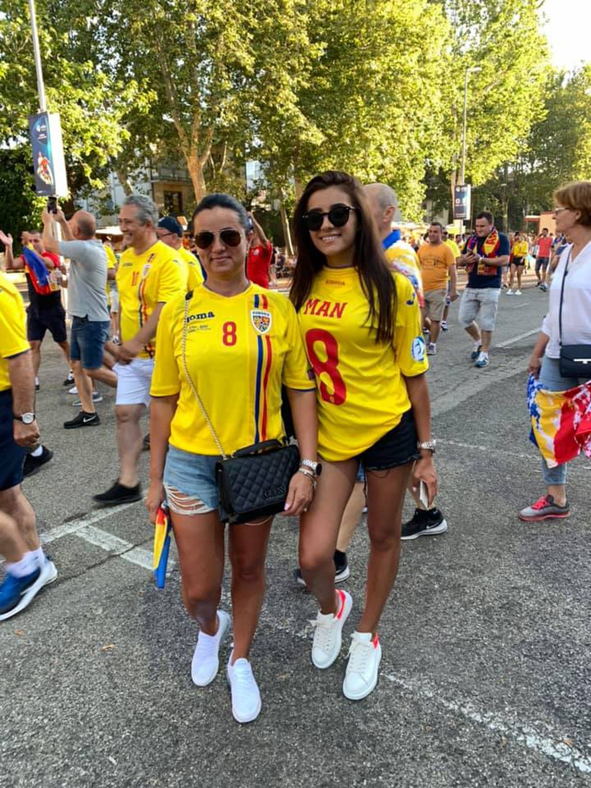 FOTO Ea se află în spatele formei de invidiat a lui Dennis Man! Cum arată fosta Miss Arad cu care fotbalistul se iubește de 7 ani