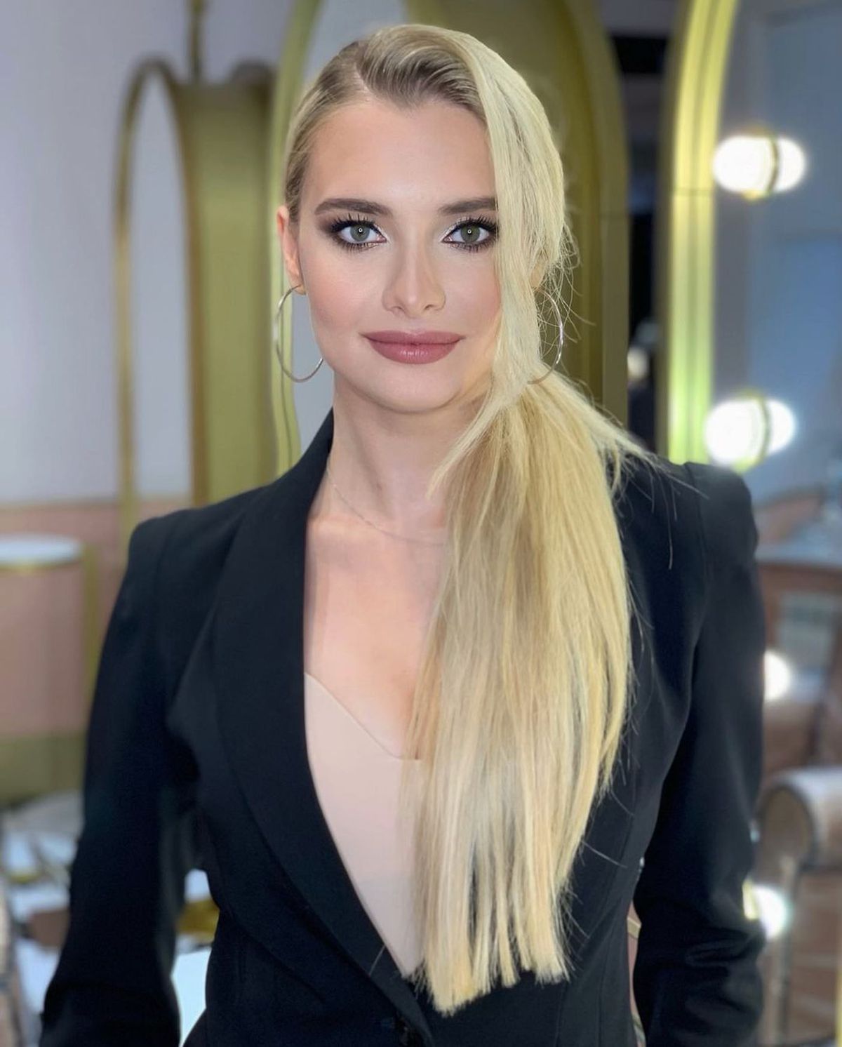 FOTO Apariție hot în Europa League! Fanii au comparat-o imediat cu Diletta