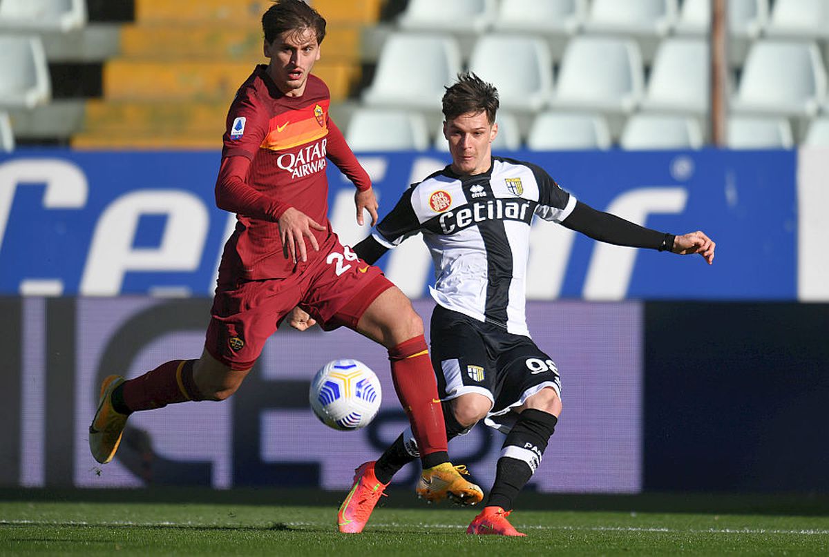 VIDEO Românii de la Parma, elogiați în Italia: „Man, ce rafinament tehnic! Mihăilă, viteză și personalitate”