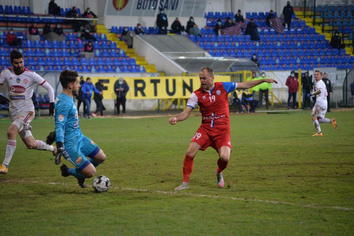 Marius Croitoru a răbufnit după Botoșani - Sepsi! 2 fotbaliști în vizor: „Crede că echipa trăiește datorită lui. Unul e deștept și altul fraier?”