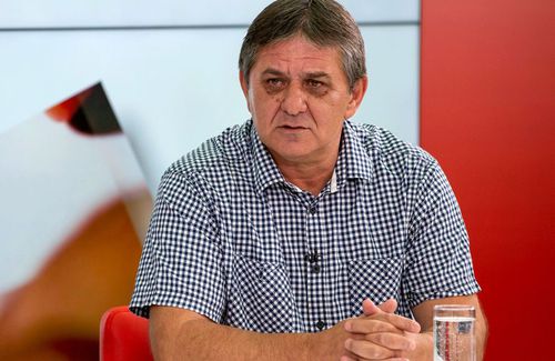 Marius Lăcătuș (56 de ani) și-a expus opinia cu privire la situația actuală a fotbalului brașovean, fiind de părere că desființarea Coronei ar fi însemnat o mișcare greșită.