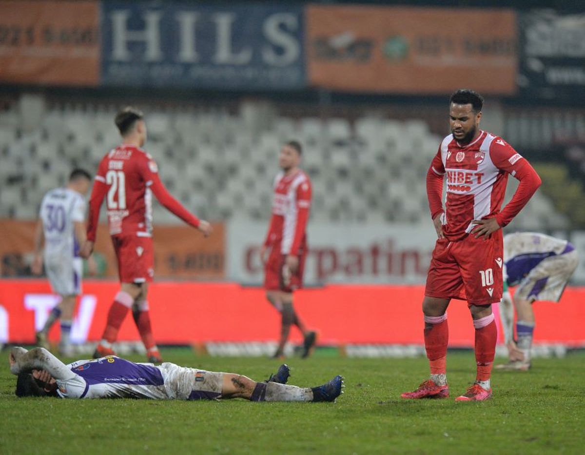 Cornel Dinu nu mai suportă situația de la Dinamo și a găsit noi țapi ispășitori: „Când ajung ei să vorbească, e firească decadența”