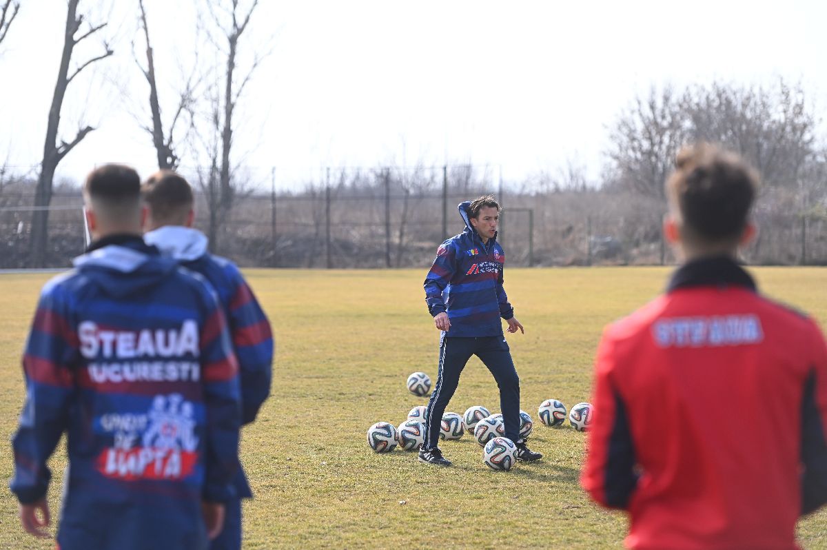 Steaua a băgat peste 1 milion € în Academie! Ogăraru: „Avem un potențial enorm! Vreau să combinăm stilul Ajax cu Steaua '80”
