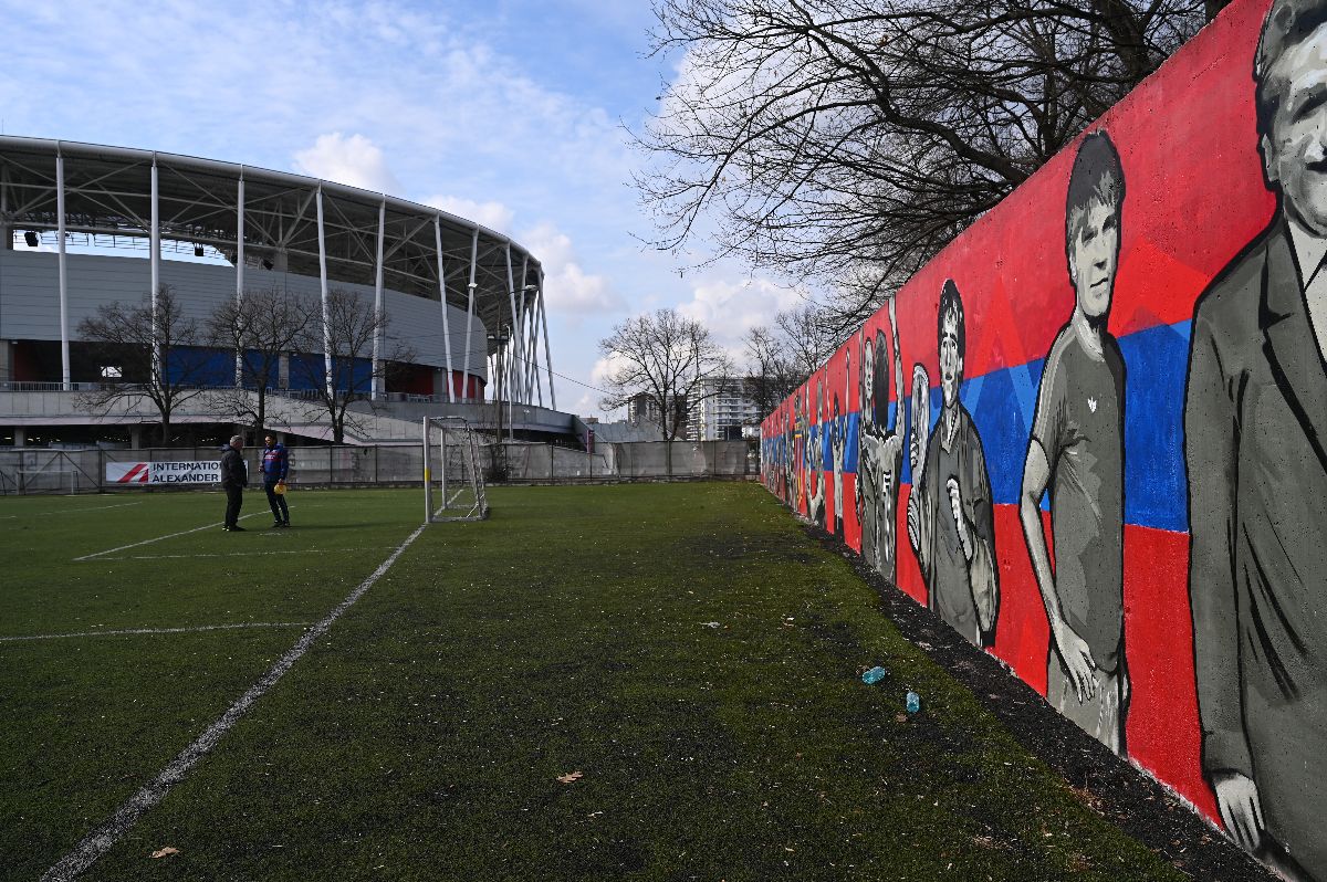 Steaua a băgat peste 1 milion € în Academie + Ogăraru supervizează antrenamentele