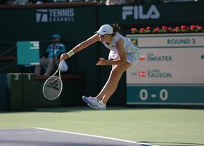 Simona Halep, pusă în gardă de „regina revenirilor” de la Indian Wells » Posibil duel de 5 stele în semifinale
