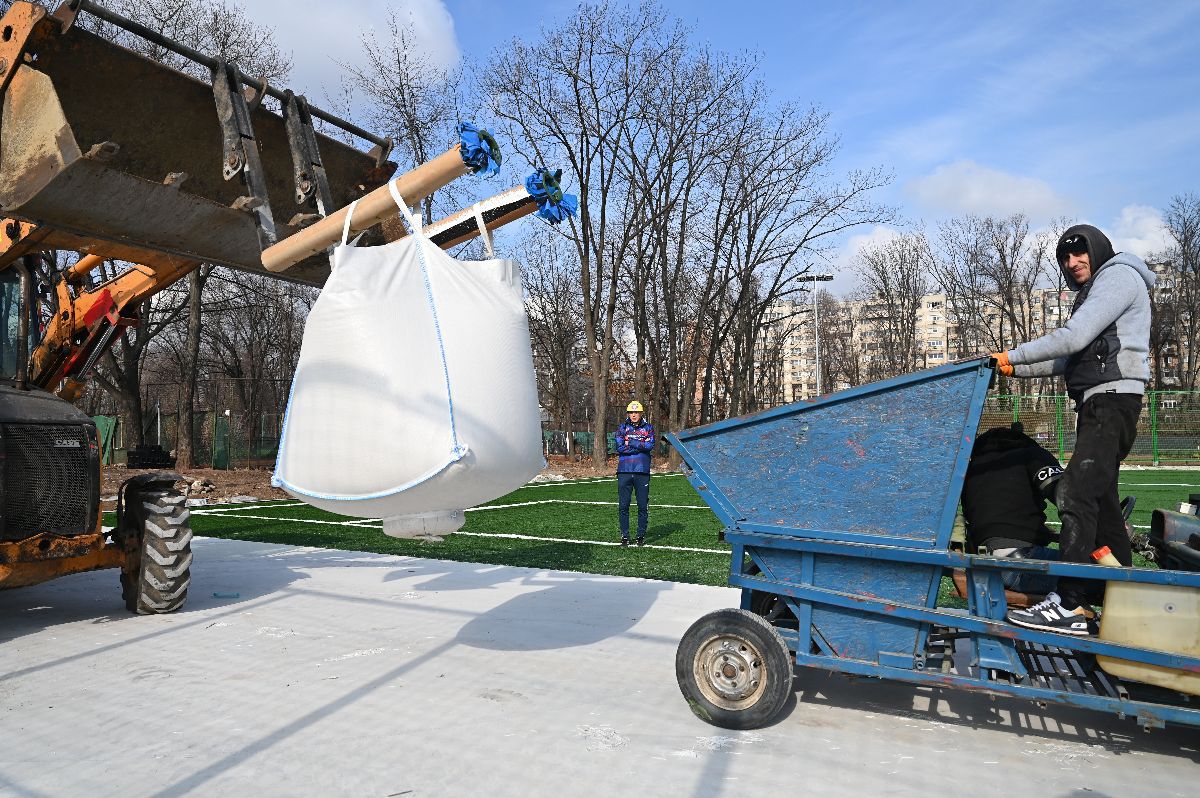 Steaua a băgat peste 1 milion € în Academie + Ogăraru supervizează antrenamentele