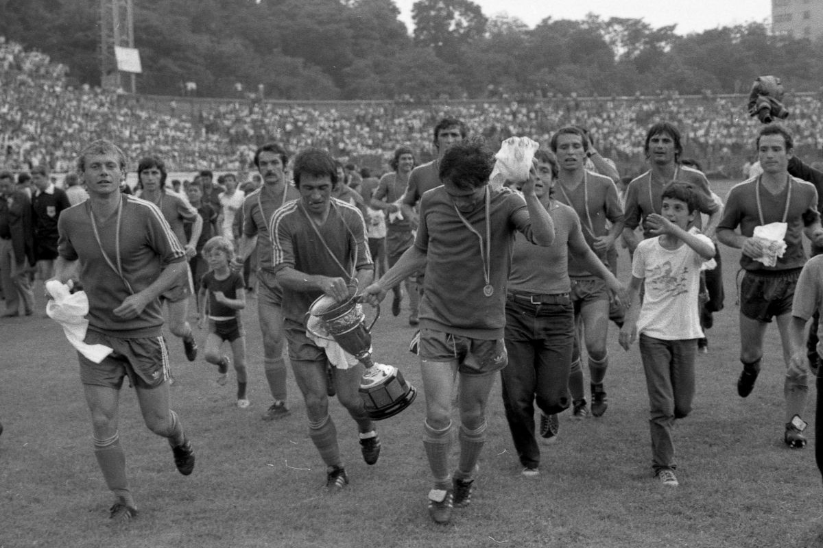 Nicolae Negrilă - Imagini de colecție din arhiva GSP