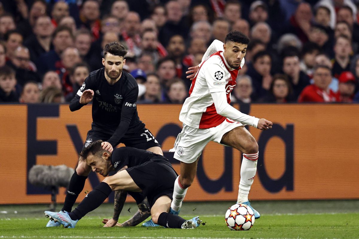 Surpriză uriașă la Amsterdam! Benfica o învinge pe Ajax și se califică în sferturile UCL
