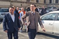 Burleanu a mers în campanie electorală la Craiova și s-a contrat cu un jurnalist: „Veți demisiona dacă nu ne calificăm la Euro 2024?”