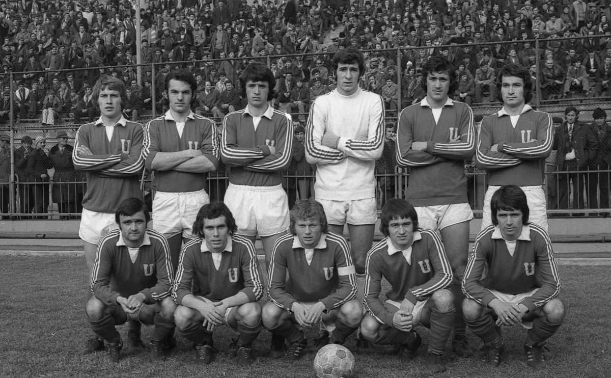 39 de ani de la calificarea Craiovei în semifinalele Cupei UEFA » Secretele eroului Negrilă: câți bani i-a adus golul decisiv, de ce n-a rămas în RFG alături de Marcel Răducanu, din ce motiv l-a luat de păr pe Halagian și ce pensie „nesimțită” are acum