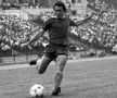 Nicolae Negrilă într-un meci U Craiova - Poli Timișoara din 1983 (foto: arhiva GSP)