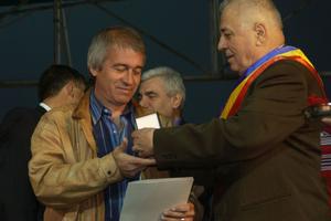 Scandal în Craiova Maxima! Legendele, la atac: „A luat-o razna? Ai uitat cine te-a făcut om? O să te miri că ești înjurat în Craiova!”