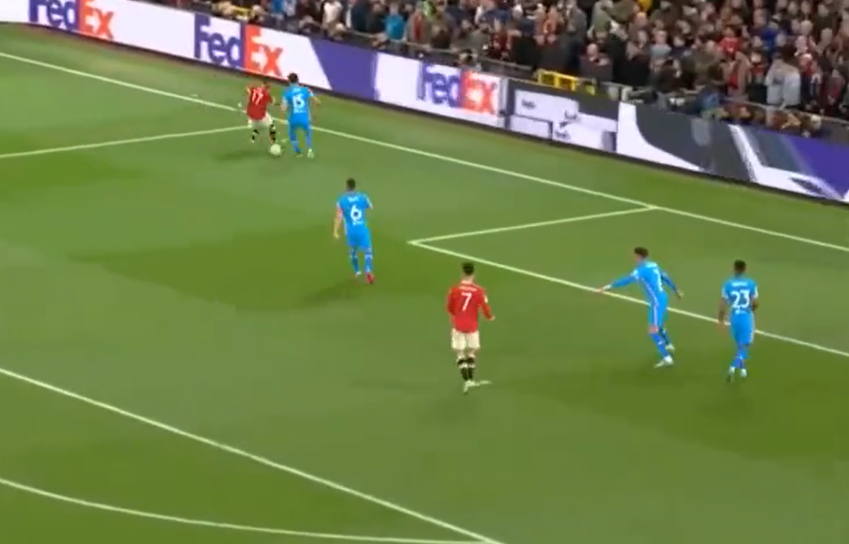 Dribling senzațional în Champions League, à la Ronaldinho!