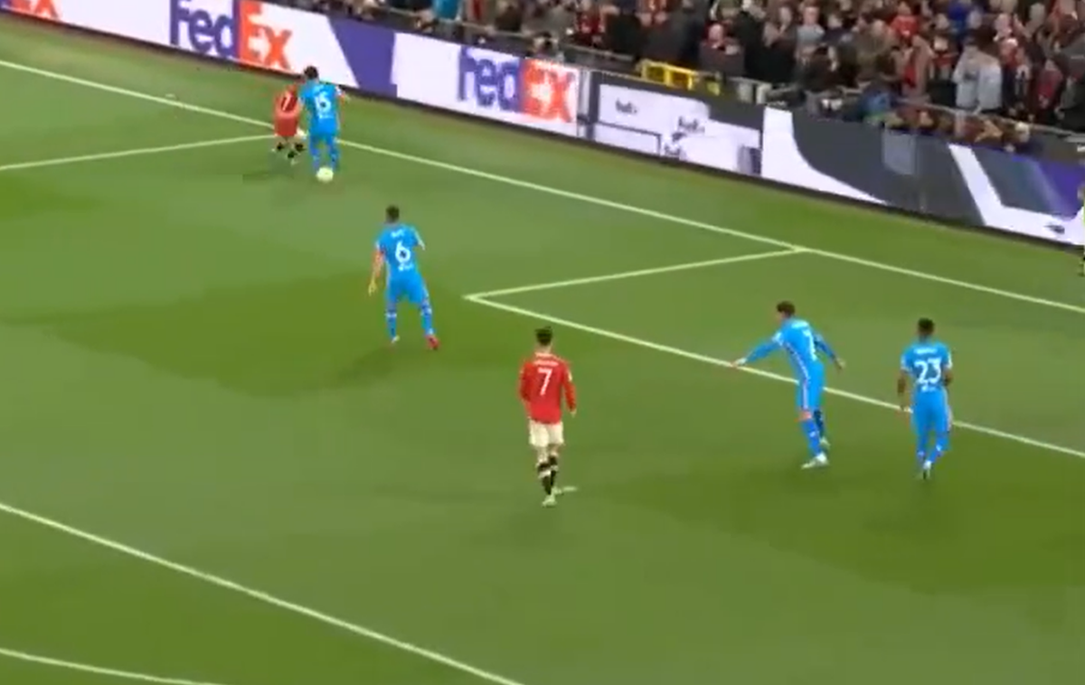 Dribling senzațional în Champions League, à la Ronaldinho!