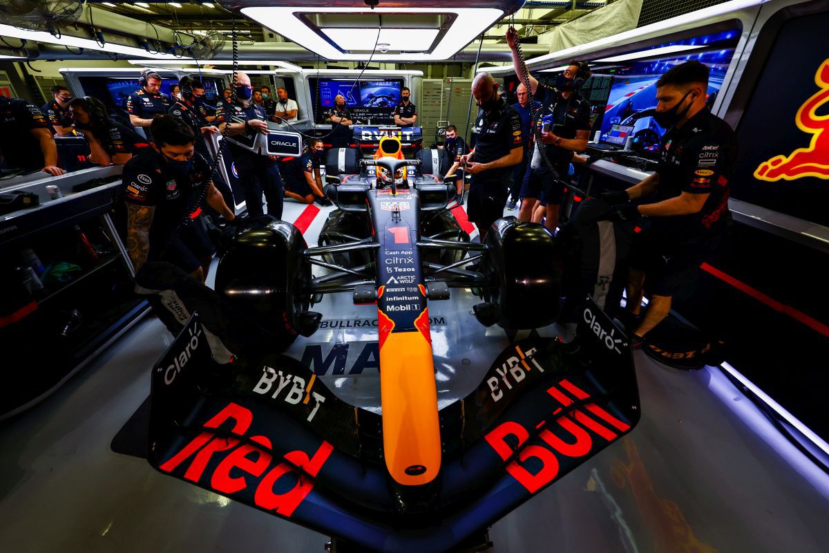 Red Bull Racing RB18