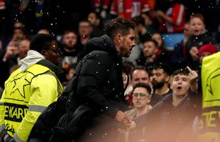 Gesturi golănești la Manchester! Simeone, agresat la final de fanii lui United