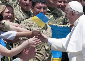 În plin război, Vitaliy Klitschko îl invită pe Papa Francisc la Kiev: „E esențial pentru salvarea vieților și atingerea păcii”
